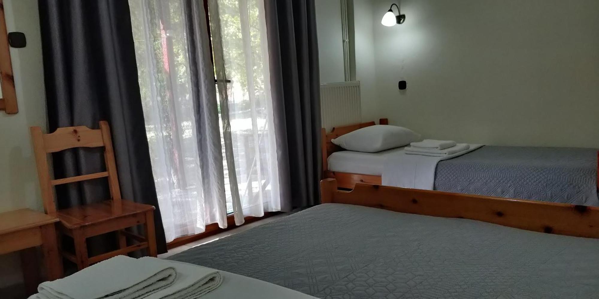 Akamatis Giorgos Hotel Thérma Kültér fotó
